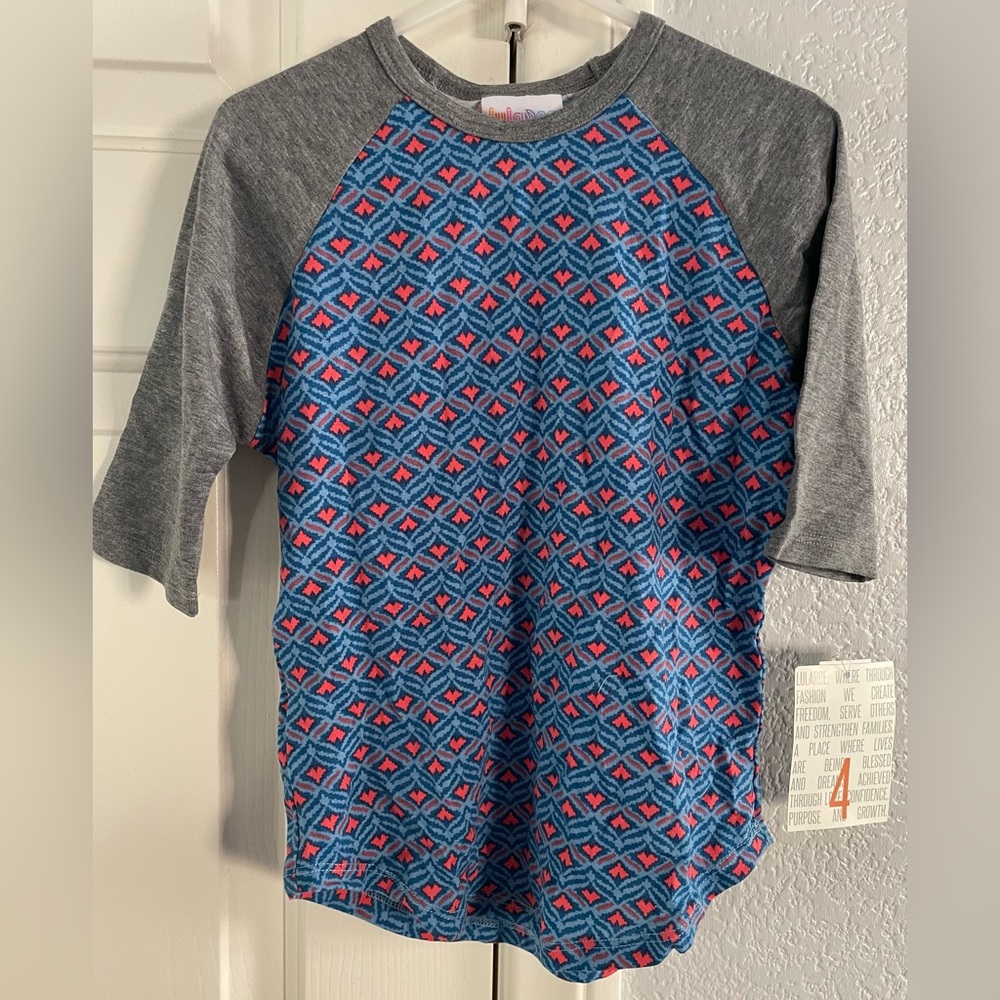 LuLaRoe kids size 4 Sloan Tee!